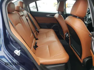 2018 Alfa Romeo Giulia Ti Sport with VIN ZARFAEEN7J7576353, listed as a Copart auction lot 72207272 with 31,743 mi miles. Bid and sale history available at carsss.com. Image 10.