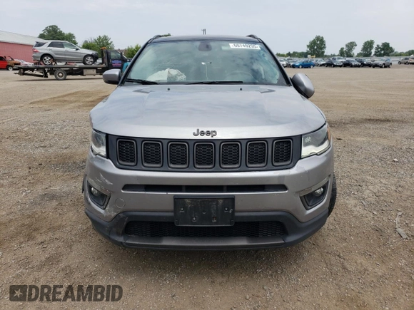 2019 Jeep Compass Limited z VIN 3C4NJDCB1KT760418, wystawiony jako Copart lot #60749295 z przebiegiem 147 863 mil mil oraz Szkoda całkowita • Salvage title. Historia ofert i sprzedaży dostępna na DreamBid. Obrazek 5.