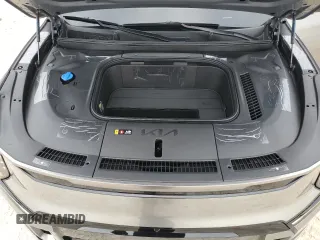 2024 Kia EV9 GT-Line with VIN KNDAEFS57R6025750, listed as a Copart auction lot 73647274 with 0 mi miles and Salvage Title. Bid and sale history available at carsss.com. Image 12.
