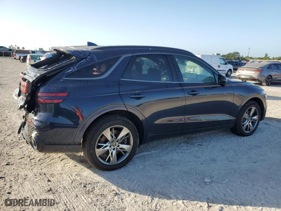 2023 Genesis GV70 3.5T Sport with VIN KMUMCDTC7PU083934, listed as a Copart auction lot 84536484 with 6,554 mi miles and Salvage Title. Bid and sale history available at carsss.com. Image 3.