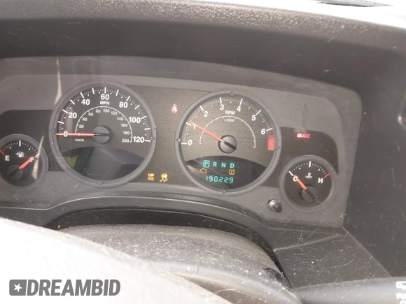 2008 Jeep Patriot Sport with VIN 1J8FT28W48D772388, listed as a IAAI auction lot 42141998 with 190,229 mi miles and . Bid and sale history available at DreamBid. Image 7.