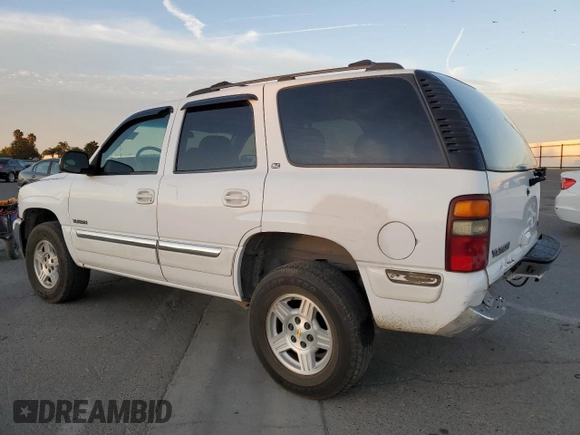 2002 GMC Yukon SLE with VIN 1GKEK13T12R143778, listed as a Copart auction lot 81387104 with 213,129 mi miles and Salvage Title. Bid and sale history available at carsss.com. Image 2.