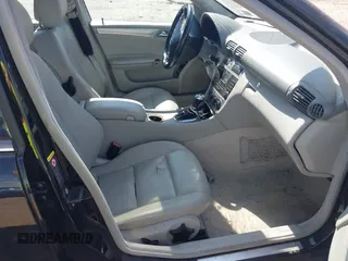 2006 Mercedes-Benz C Sport with VIN WDBRF52H56A880295, listed as a IAAI auction lot 42060646 with 85,107 mi miles. Bid and sale history available at carsss.com. Image 5.