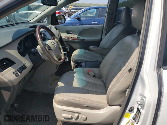 2013 Toyota Sienna XLE with VIN 5TDDK3DC2DS052055, listed as a Copart auction lot 89364395 with 219,670 mi miles and Non Repairable. Bid and sale history available at DreamBid. Image 7.