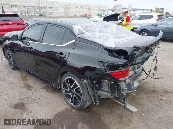 2024 Nissan Sentra SR with VIN 3N1AB8DV4RY255002, listed as a IAAI auction lot 42461623 with 19,189 mi miles and . Bid and sale history available at DreamBid. Image 3.