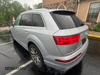 2017 Audi Q7 Premium Plus with VIN WA1LAAF70HD034782, listed as a Copart auction lot 56847135 with 136,433 mi miles and Clean title. Bid and sale history available at DreamBid. Image 2.