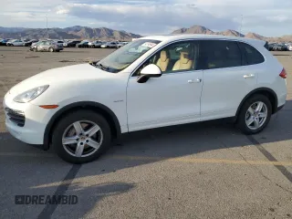 2013 Porsche Cayenne S Hybrid с VIN WP1AE2A21DLA16101, выставлен на аукционе Copart как лот 74274994 с пробегом 144 606 миль миль и Списание • Salvage title. История ставок и продаж доступна на DreamBid. Изображение 1.