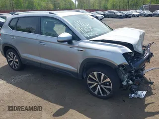 2023 Volkswagen Taos SE z VIN 3VVEX7B24PM342309, wystawiony jako IAAI lot #42138958 z przebiegiem 18 787 mil mil oraz . Historia ofert i sprzedaży dostępna na DreamBid. Obrazek 1.