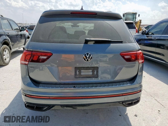 2022 Volkswagen Tiguan SE R-Line Black with VIN 3VVCB7AX6NM065002, listed as a Copart auction lot 50376425 with 30,408 mi miles and Salvage Title. Bid and sale history available at DreamBid. Image 6.