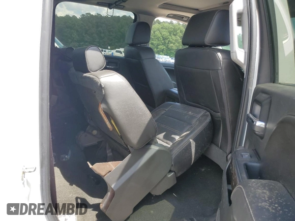 2016 GMC Sierra 1500 Denali z VIN 3GTU2PEC7GG182373, wystawiony jako Copart lot #53789245 z przebiegiem 186 014 mil mil oraz Czysty tytuł • Clean title. Historia ofert i sprzedaży dostępna na DreamBid. Obrazek 10.
