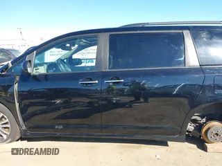 2020 Toyota Sienna XLE Auto Access Seat with VIN 5TDYZ3DC5LS086907, listed as a IAAI auction lot 41706488 with 86,855 mi miles. Bid and sale history available at carsss.com. Image 14.