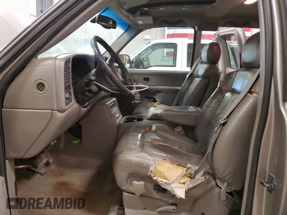 1999 Chevrolet Silverado 1500 LT with VIN 1GCEK19T8XE125165, listed as a Copart auction lot 49797425 with 230,126 mi miles and Salvage Title. Bid and sale history available at DreamBid. Image 7.