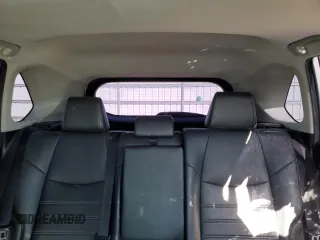 2020 Toyota RAV4 XLE Premium with VIN 2T3C1RFV8LW076549, listed as a Copart auction lot 49922535 with 136,074 mi miles and Salvage Title. Bid and sale history available at carsss.com. Image 10.
