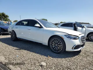 2023 Mercedes-Benz S 500 z VIN W1K6G6DB9PA174356, wystawiony jako Copart lot #51807875 z przebiegiem 17 749 mil mil oraz Szkoda całkowita • Salvage title. Historia ofert i sprzedaży dostępna na DreamBid. Obrazek 4.