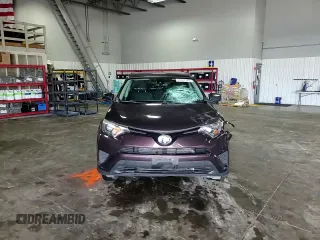 2017 Toyota RAV4 LE с VIN 2T3BFREV2HW693340, выставлен на аукционе Copart как лот 61371145 с пробегом 108 555 миль миль и Списание • Salvage title. История ставок и продаж доступна на DreamBid. Изображение 14.