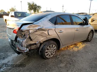 2017 Nissan Sentra SR z VIN 3N1AB7AP9HY302331, wystawiony jako Copart lot #83740864 z przebiegiem 138 720 mil mil oraz Szkoda całkowita • Salvage title. Historia ofert i sprzedaży dostępna na DreamBid. Obrazek 3.