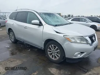 2015 Nissan Pathfinder SL z VIN 5N1AR2MMXFC670693, wystawiony jako IAAI lot #41550312 z przebiegiem 142 241 mil mil oraz . Historia ofert i sprzedaży dostępna na DreamBid. Obrazek 1.