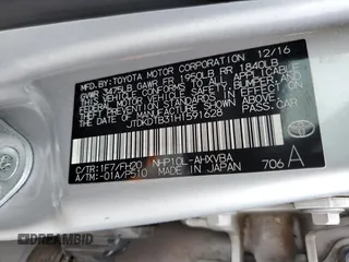 2017 Toyota Prius One z VIN JTDKDTB31H1591628, wystawiony jako Copart lot #56675045 z przebiegiem 94 030 mil mil oraz Czysty tytuł • Clean title. Historia ofert i sprzedaży dostępna na DreamBid. Obrazek 12.