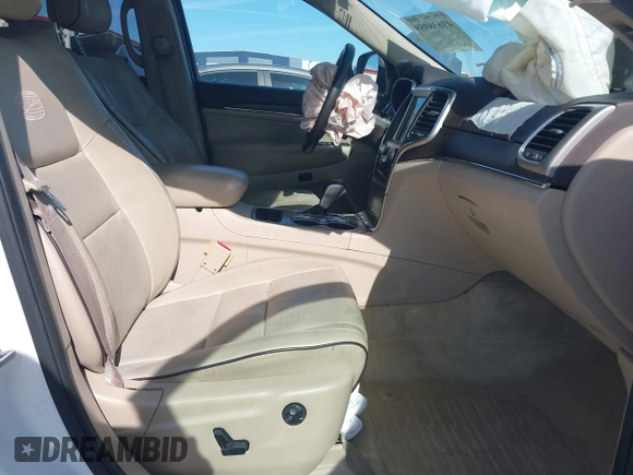 2017 Jeep Grand Cherokee Overland z VIN 1C4RJECG5HC959981, wystawiony jako IAAI lot #41638958 z przebiegiem 102 122 mil mil oraz . Historia ofert i sprzedaży dostępna na DreamBid. Obrazek 5.