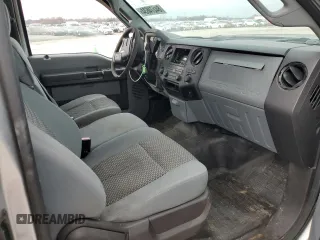2011 Ford F-250 XL with VIN 1FT7X2A68BEA83904, listed as a Copart auction lot 84274634 with 297,487 mi miles and Salvage title. Bid and sale history available at DreamBid. Image 10.