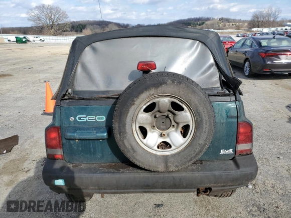 1996 Chevrolet Tracker z VIN 2CNBJ1863T6925397, wystawiony jako Copart lot #50446605 z przebiegiem 139 484 mil mil oraz Czysty tytuł • Clean title. Historia ofert i sprzedaży dostępna na DreamBid. Obrazek 6.