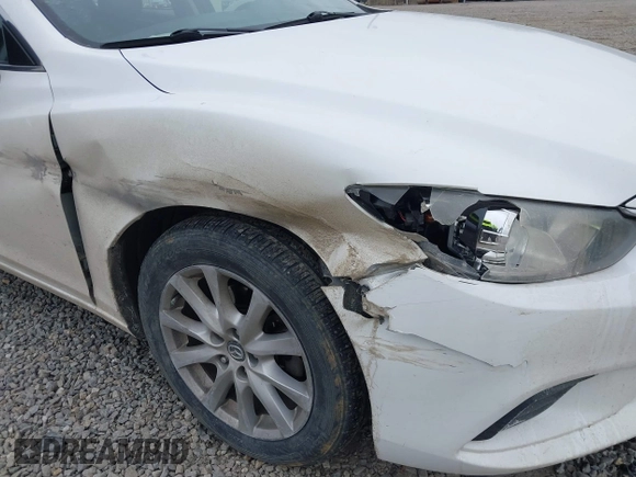 2015 Mazda 6 i Sport with VIN JM1GJ1U57F1183035, listed as a IAAI auction lot 41384011 with 152,172 mi miles. Bid and sale history available at carsss.com. Image 6.