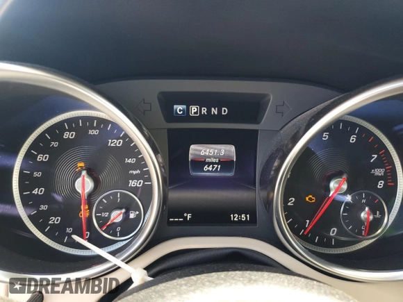 2019 Mercedes-Benz SLC 300 z VIN WDDPK3JA3KF160252, wystawiony jako Copart lot #57570755 z przebiegiem 6 471 mil mil oraz Szkoda całkowita • Salvage title. Historia ofert i sprzedaży dostępna na DreamBid. Obrazek 9.