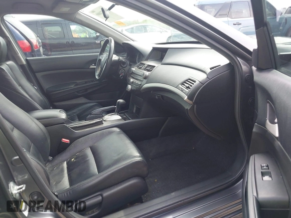 2012 Honda Accord SE z VIN 1HGCP2F66CA195604, wystawiony jako IAAI lot #42073000 z przebiegiem 206 501 mil mil oraz . Historia ofert i sprzedaży dostępna na DreamBid. Obrazek 5.
