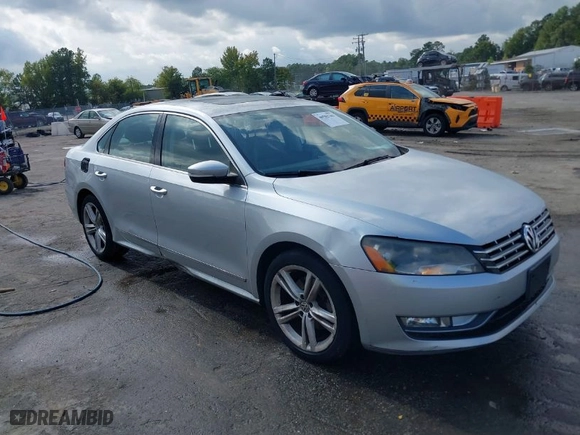 2013 Volkswagen Passat TDI SE w/Sunroof with VIN 1VWBN7A32DC125952, listed as a IAAI auction lot 40505763 with 149,055 mi miles. Bid and sale history available at carsss.com. Image 1.