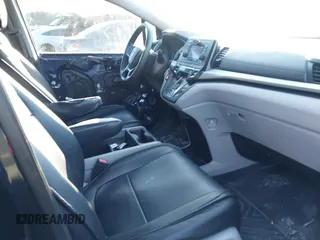 2018 Honda Odyssey LX with VIN 5FNRL6H27JB019591, listed as a IAAI auction lot 41476327 with 117,870 mi miles. Bid and sale history available at carsss.com. Image 5.