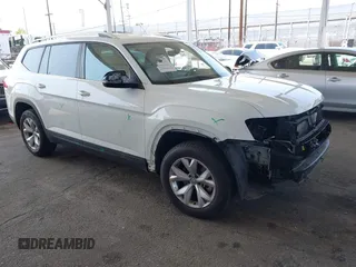 2018 Volkswagen Atlas SE with VIN 1V2CR2CAXJC594811, listed as a IAAI auction lot 42408595 with 65,247 mi miles and . Bid and sale history available at DreamBid. Image 1.