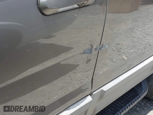 2002 Ford Explorer XLT с VIN 1FMZU63E52ZB20375, выставлен на аукционе IAAI как лот 42208470 с пробегом 258 251 миль миль и . История ставок и продаж доступна на DreamBid. Изображение 13.