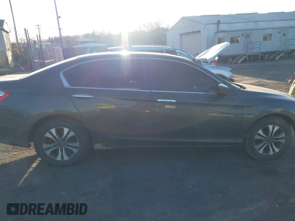 2013 Honda Accord LX z VIN 1HGCR2F36DA143598, wystawiony jako IAAI lot #41764732 z przebiegiem 260 398 mil mil oraz . Historia ofert i sprzedaży dostępna na DreamBid. Obrazek 13.