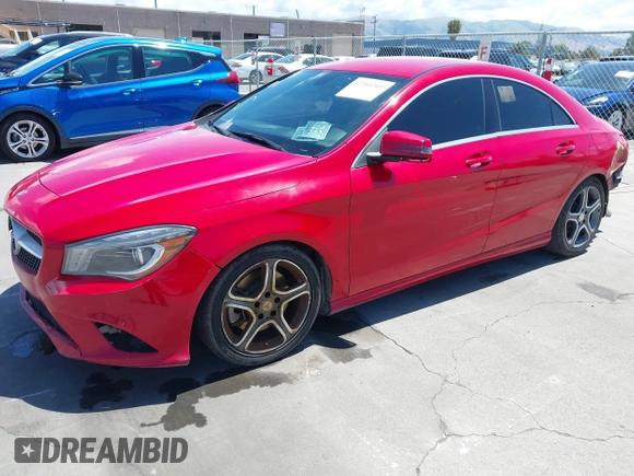 2014 Mercedes-Benz CLA 250 z VIN WDDSJ4EBXEN050072, wystawiony jako IAAI lot #42261360 z przebiegiem 92 555 mil mil oraz . Historia ofert i sprzedaży dostępna na DreamBid. Obrazek 18.