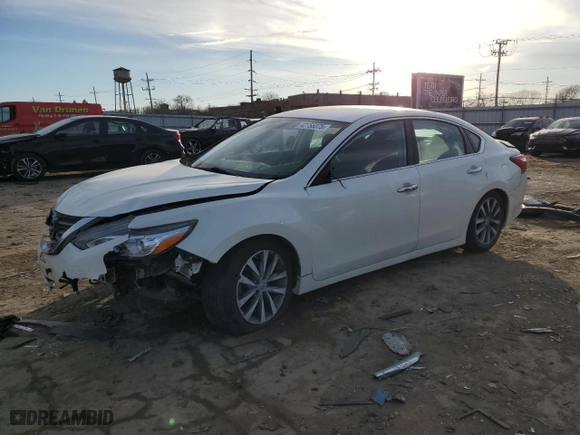 2017 Nissan Altima 2.5 SV with VIN 1N4AL3AP0HC159481, listed as a Copart auction lot 42755375 with 84,820 mi miles and Salvage Title. Bid and sale history available at carsss.com. Image 1.