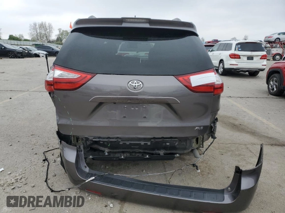 2019 Toyota Sienna XLE Auto Access Seat with VIN 5TDYZ3DC1KS015587, listed as a Copart auction lot 51951995 with 77,415 mi miles and Salvage Title. Bid and sale history available at carsss.com. Image 6.