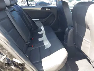 2013 Volkswagen Jetta SE with VIN 3VWDP7AJ4DM423726, listed as a IAAI auction lot 42269121 with 123,073 mi miles and . Bid and sale history available at DreamBid. Image 8.