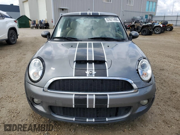 2008 MINI Hardtop S with VIN WMWMF73538TT91152, listed as a Copart auction lot 57671495 with 176,063 mi miles and Salvage title. Bid and sale history available at DreamBid. Image 5.