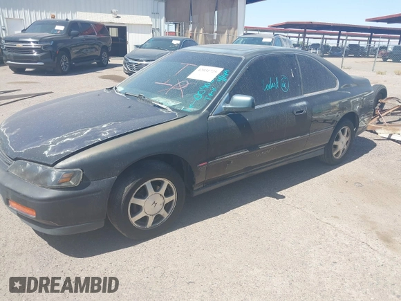 1995 Honda Accord EX with VIN 1HGCD7258SA009059, listed as a IAAI auction lot 42031725 with 198,195 mi miles and . Bid and sale history available at carsss.com. Image 2.