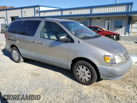 2003 Toyota Sienna LE with VIN 4T3ZF13C73U525624, listed as a Copart auction lot 83920914 with 296,155 mi miles and Clean Title. Bid and sale history available at carsss.com. Image 4.