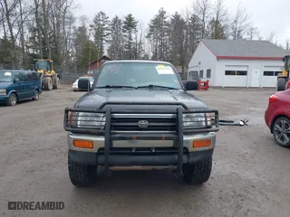 1998 Toyota 4Runner SR5 with VIN JT3HN86R2W0143134, listed as a IAAI auction lot 41971295 with 301,227 mi miles. Bid and sale history available at carsss.com. Image 13.