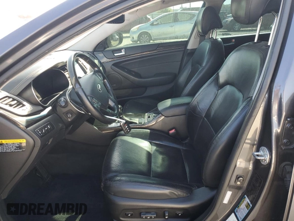 2014 Kia Cadenza Premium with VIN KNALN4D72E5124419, listed as a Copart auction lot 50237975 with 180,826 mi miles and Clean Title. Bid and sale history available at carsss.com. Image 7.