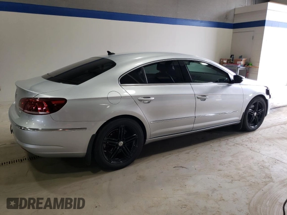 2015 Volkswagen CC R-Line z VIN WVWBP7AN7FE827416, wystawiony jako Copart lot #79017904 z przebiegiem 182 162 mil mil oraz Szkoda całkowita • Salvage title. Historia ofert i sprzedaży dostępna na DreamBid. Obrazek 3.