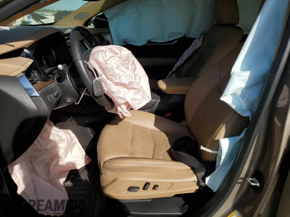 2022 Cadillac XT5 Premium Luxury AWD with VIN 1GYKNERS9NZ120517, listed as a Copart auction lot 52633745 with 31,456 mi miles and Salvage Title. Bid and sale history available at carsss.com. Image 7.