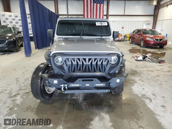 2020 Jeep Wrangler Unlimited Sport S z VIN 1C4HJXDN7LW129496, wystawiony jako Copart lot #51569875 z przebiegiem 124 159 mil mil oraz Szkoda całkowita • Salvage title. Historia ofert i sprzedaży dostępna na DreamBid. Obrazek 5.
