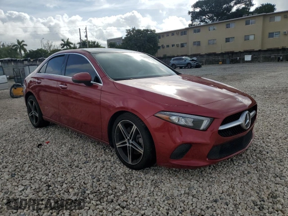 2022 Mercedes-Benz A 220 with VIN W1K3G4EB7NJ340943, listed as a Copart auction lot 86741384 with 35,707 mi miles and Salvage Title. Bid and sale history available at DreamBid. Image 4.