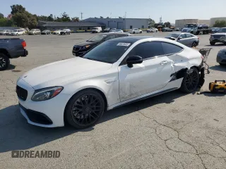 2017 Mercedes-Benz C 63 S AMG z VIN WDDWJ8HB4HF464922, wystawiony jako Copart lot #59623035 z przebiegiem 99 112 mil mil oraz Szkoda całkowita • Salvage title. Historia ofert i sprzedaży dostępna na DreamBid. Obrazek 1.