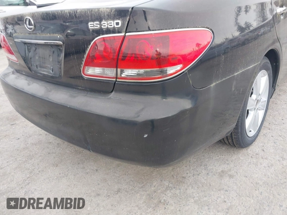 2005 Lexus ES 330 with VIN JTHBA30G755108113, listed as a IAAI auction lot 41831539 with 237,890 mi miles. Bid and sale history available at carsss.com. Image 6.