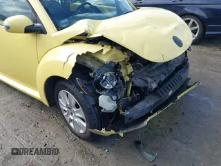 2008 Volkswagen Beetle S with VIN 3VWRW31C48M510003, listed as a IAAI auction lot 41289418 with 203,798 mi miles and . Bid and sale history available at DreamBid. Image 17.
