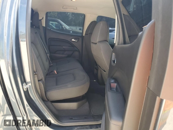 2019 GMC Canyon 4WD SLE with VIN 1GTG6CEN1K1129624, listed as a Copart auction lot 44106575 with 106,734 mi miles and Salvage Title. Bid and sale history available at carsss.com. Image 10.